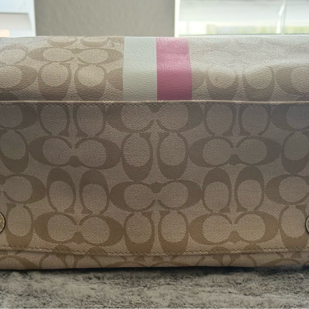 Coach Beige and Pink Signature Satchel - Picture 8 of 14